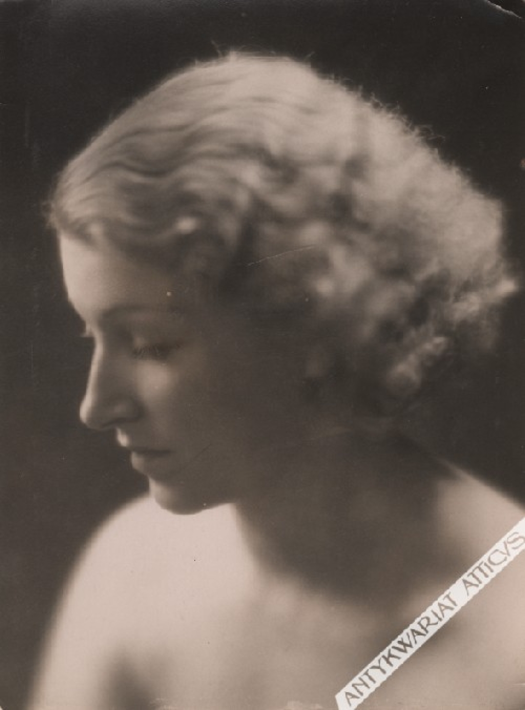 [zbiór fotografii] Zofia Sykulska-Szancerowa (1913-2008)